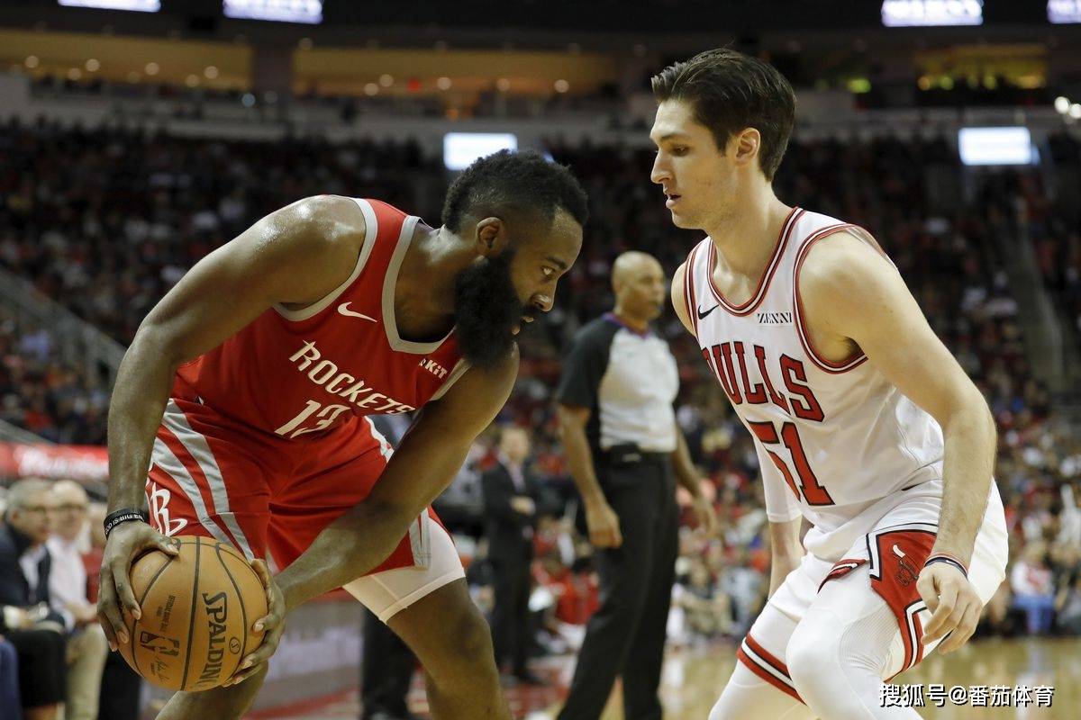  法甲倒计时，芝加哥公牛赛前远射贴柱，细节引发关注，震撼外界，球探报告显示潜力